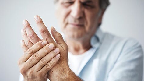 Set and pain in arthrosis of the joints of hands